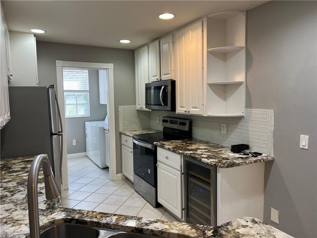 5365 Cove CIR 125-22