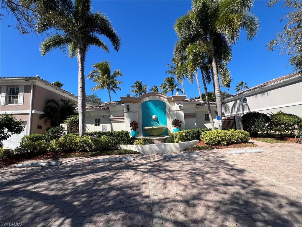 5365 Cove CIR 125-3