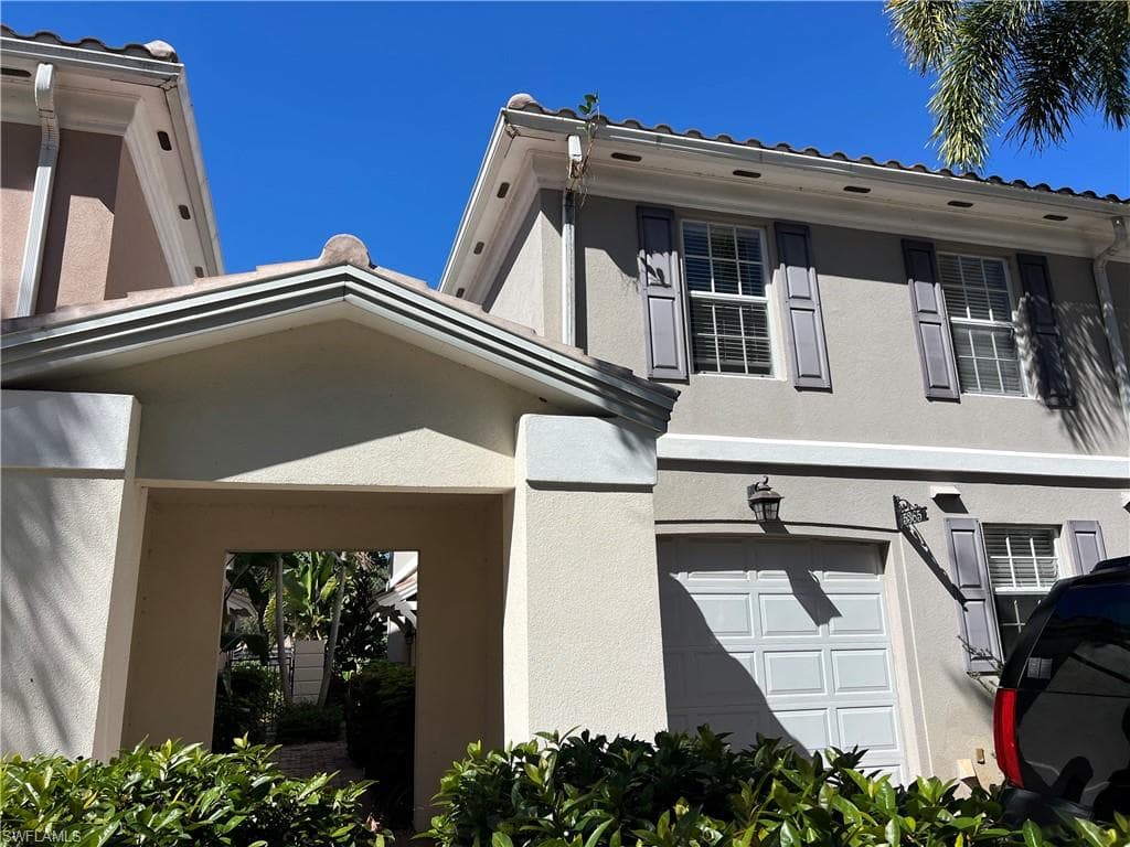 5365 Cove CIR 125-30