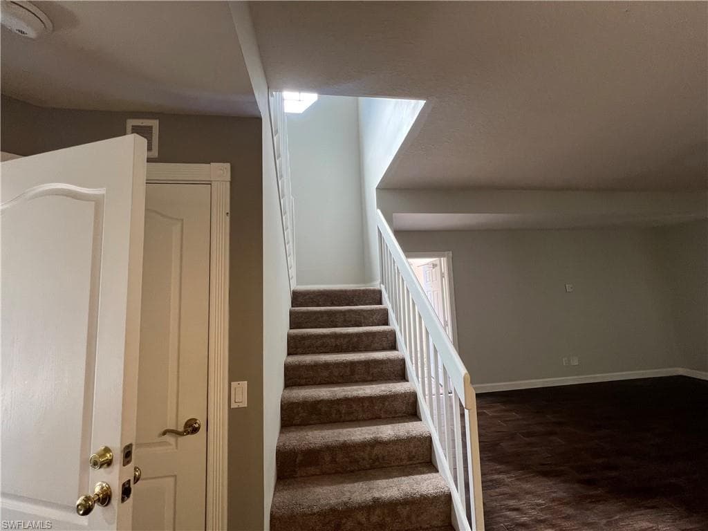 5365 Cove CIR 125-11