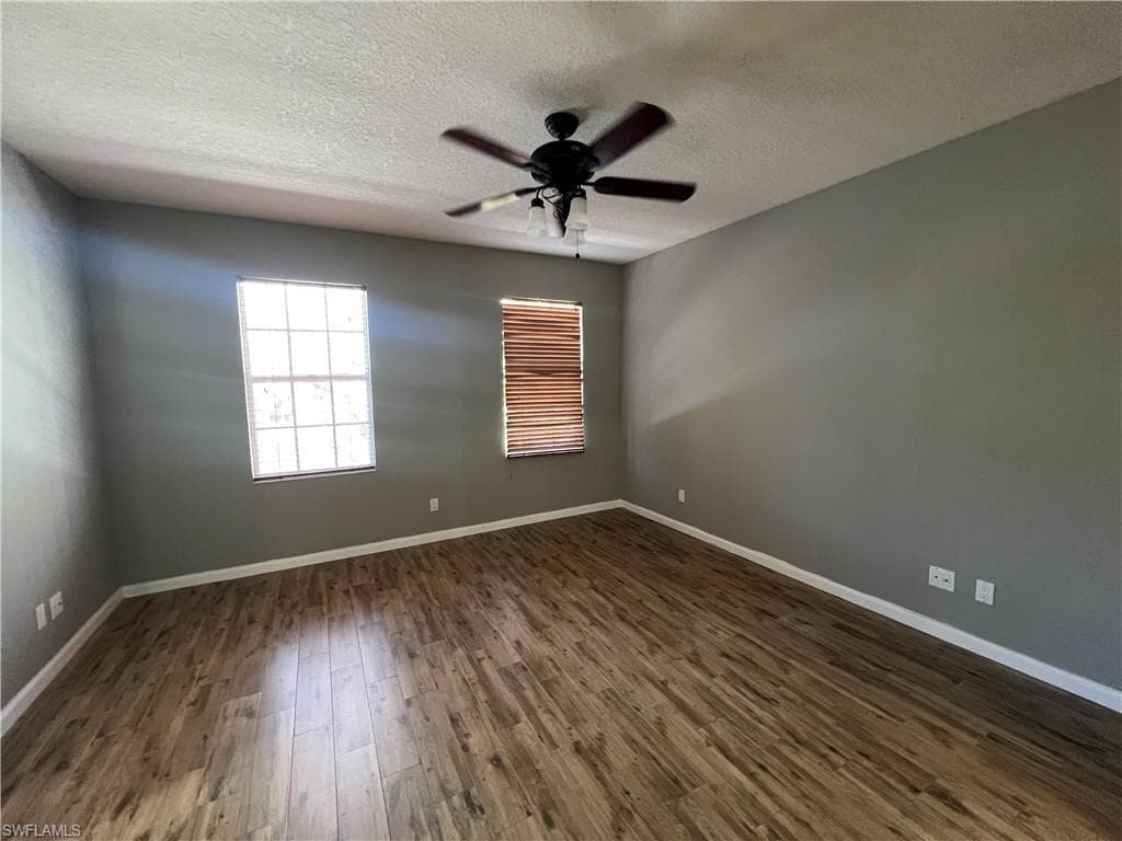 5365 Cove CIR 125-35
