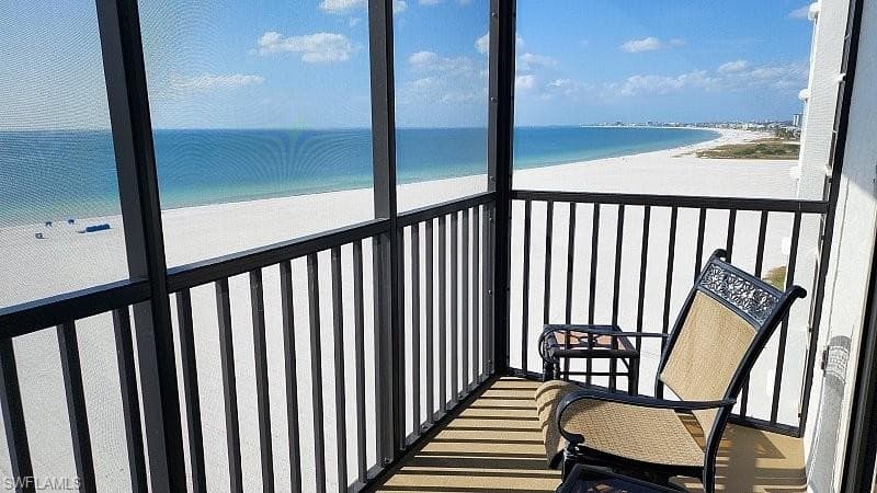6612 Estero BLVD 1104-1