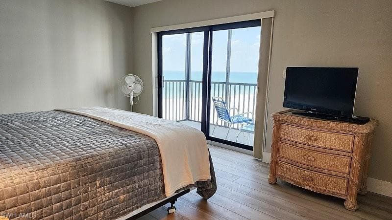 6612 Estero BLVD 1104-5