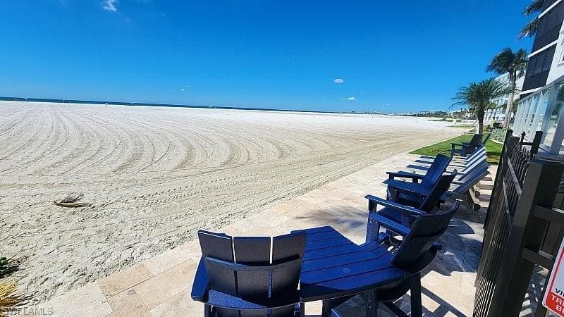 6612 Estero BLVD 1104-19