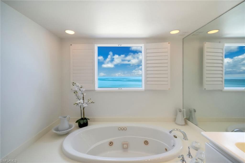 8473 Bay Colony DR 1401-24