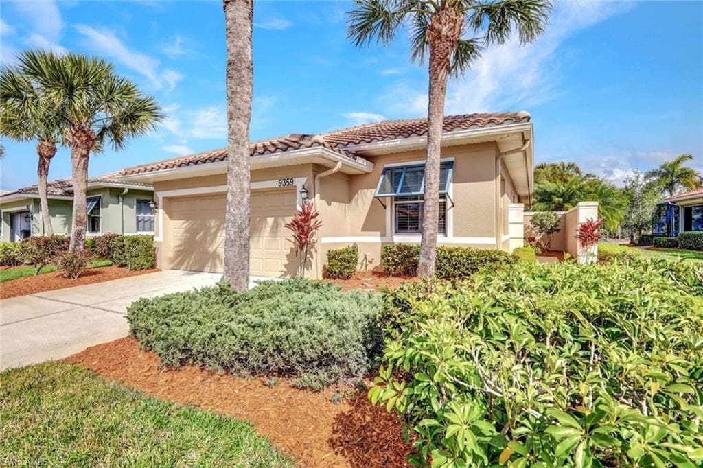 9359 Trieste DR-2