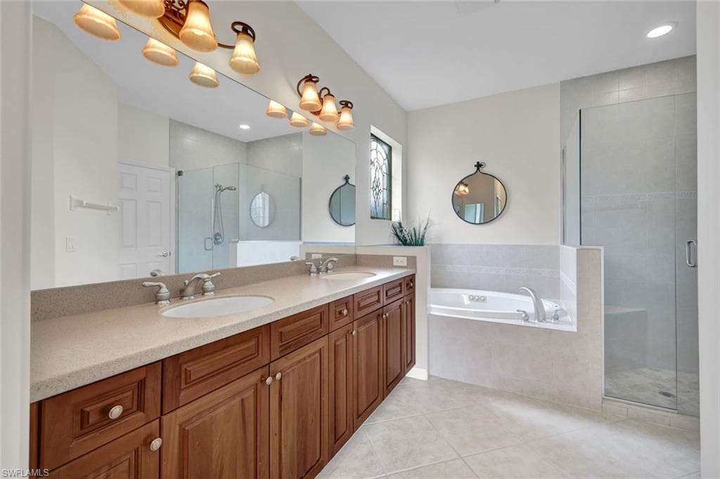 9359 Trieste DR-17