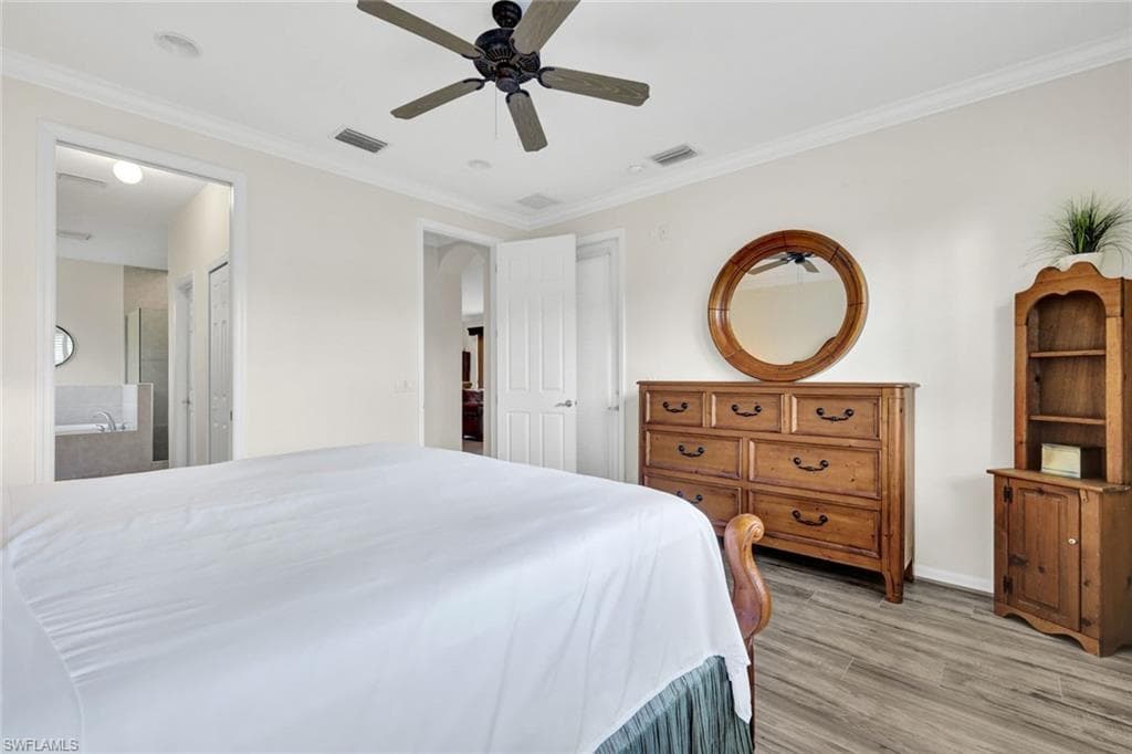 9359 Trieste DR-16