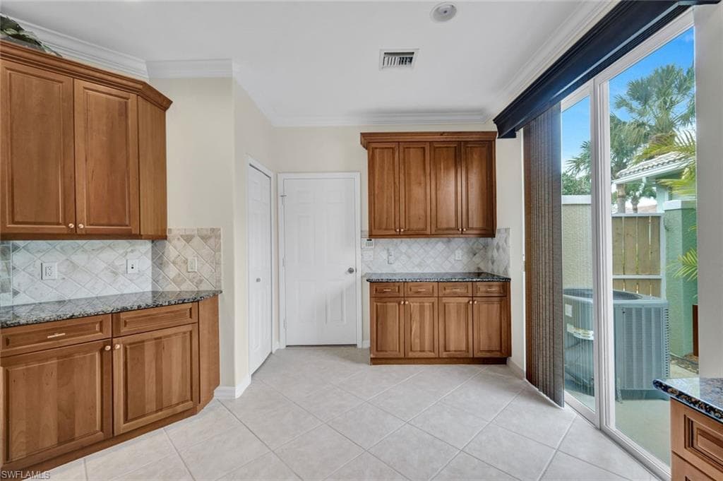 9359 Trieste DR-11