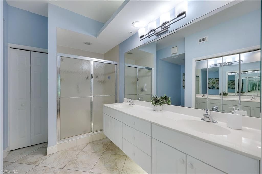 2350 Hidden Lake CT 8511-18