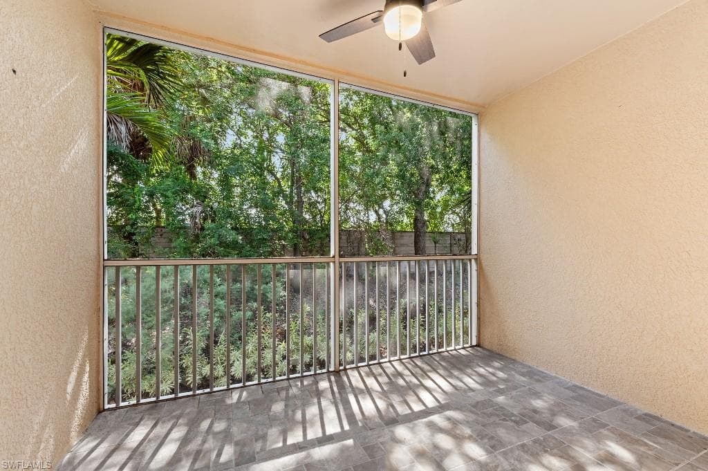20265 Royal Villagio CT 208-14