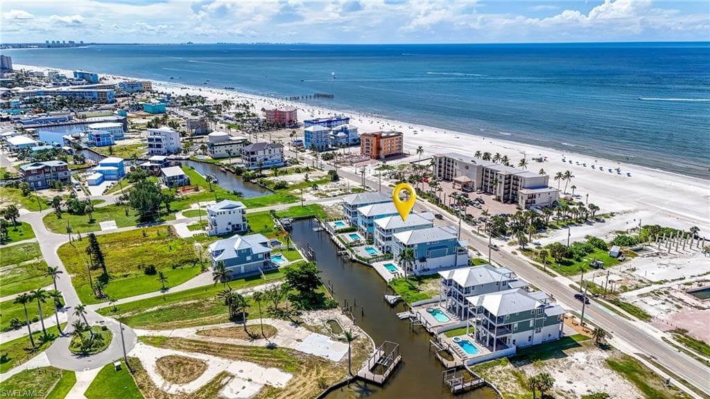 661 Estero BLVD-2