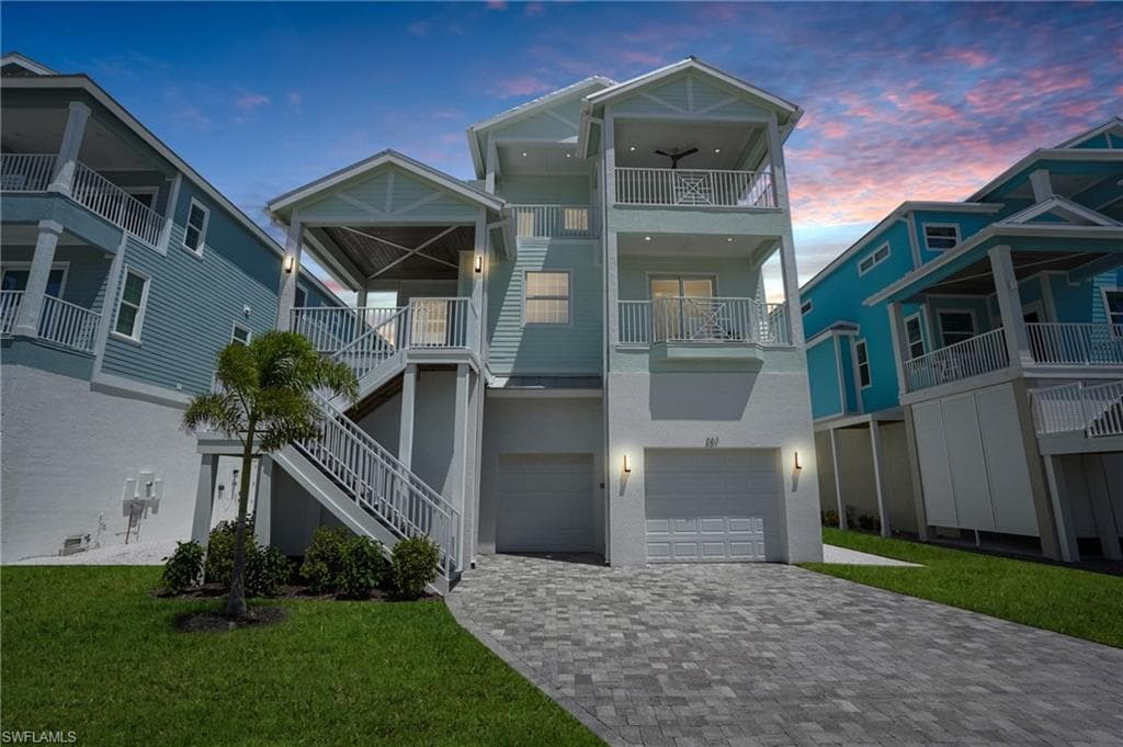 661 Estero BLVD-49