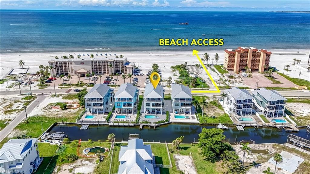 661 Estero BLVD-44