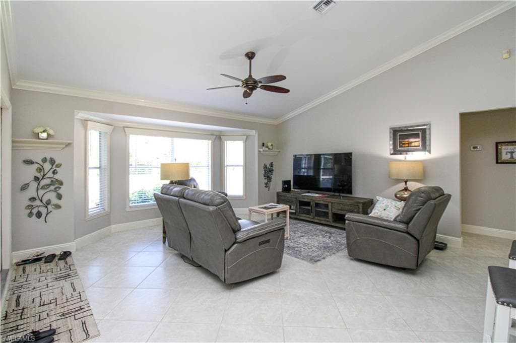 333 Wentworth CT-17