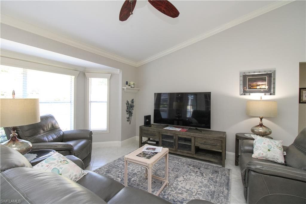 333 Wentworth CT-16