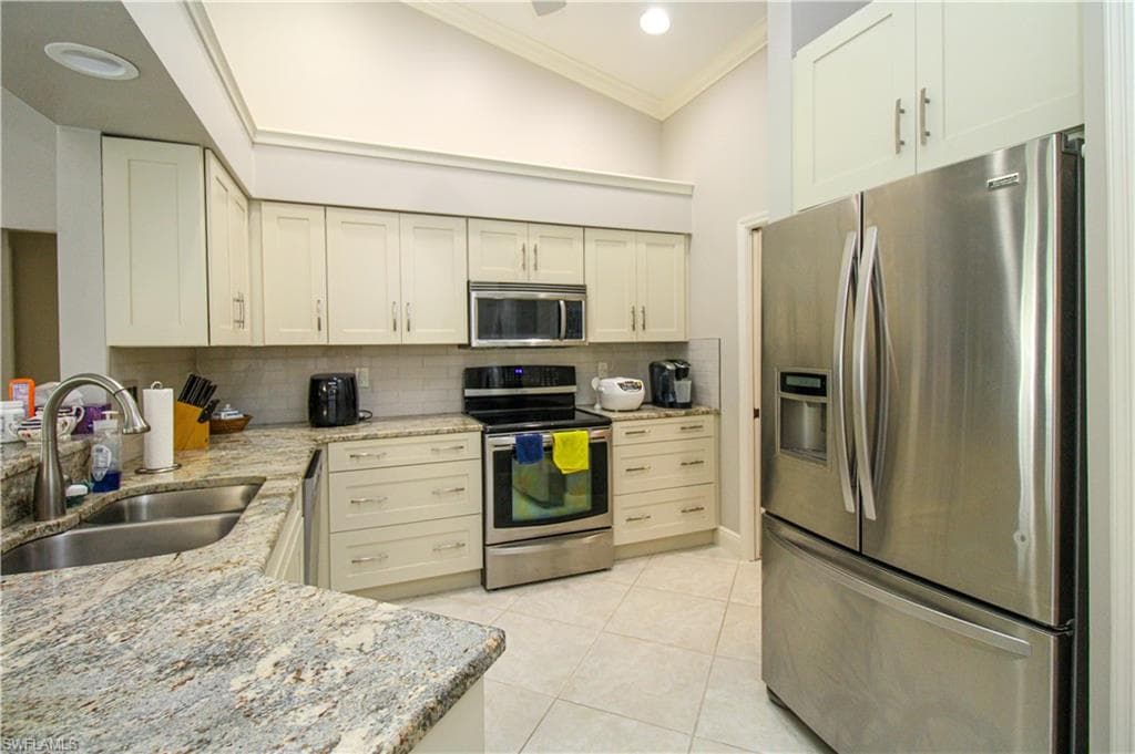 333 Wentworth CT-7