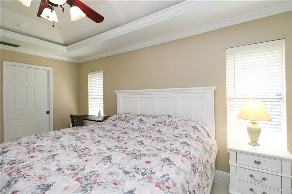 333 Wentworth CT-36