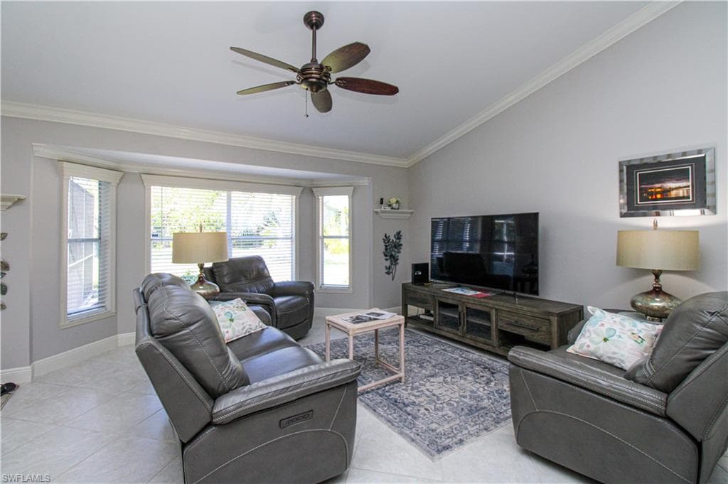 333 Wentworth CT-15