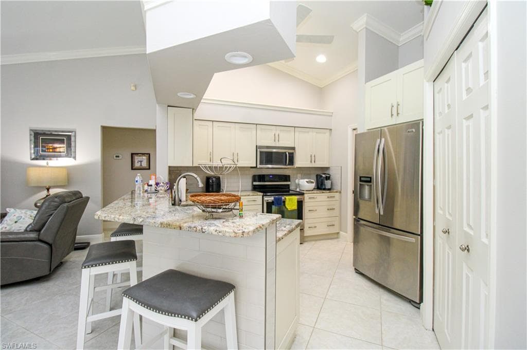 333 Wentworth CT-11