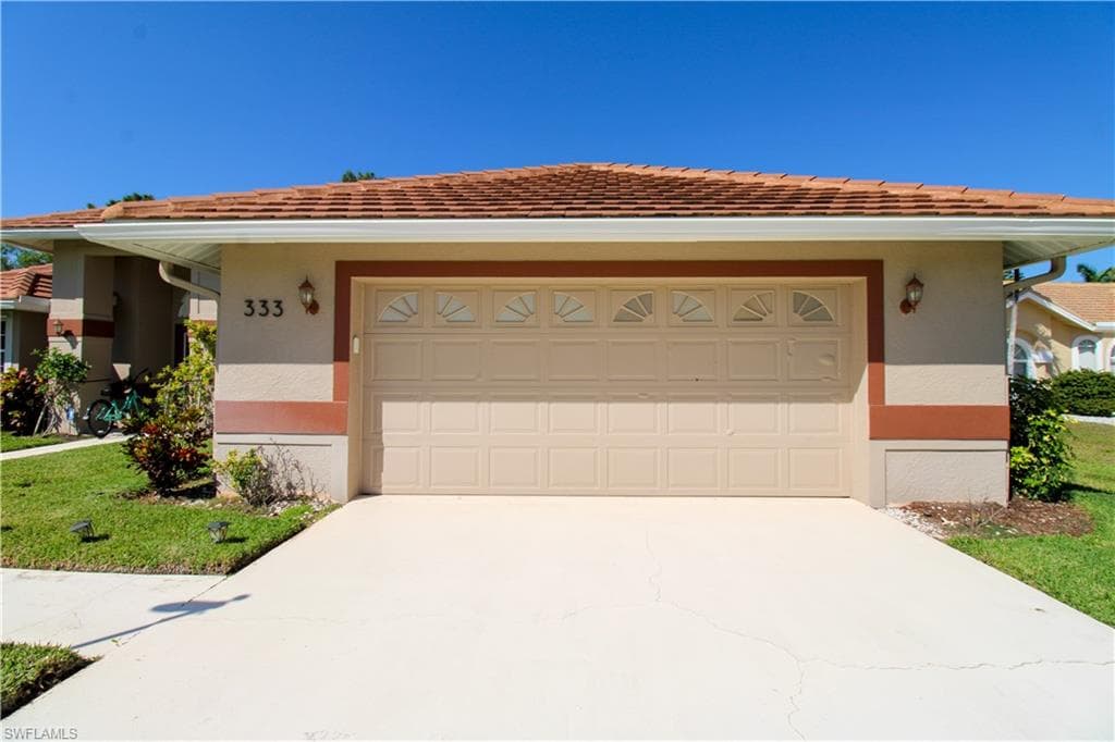 333 Wentworth CT-4