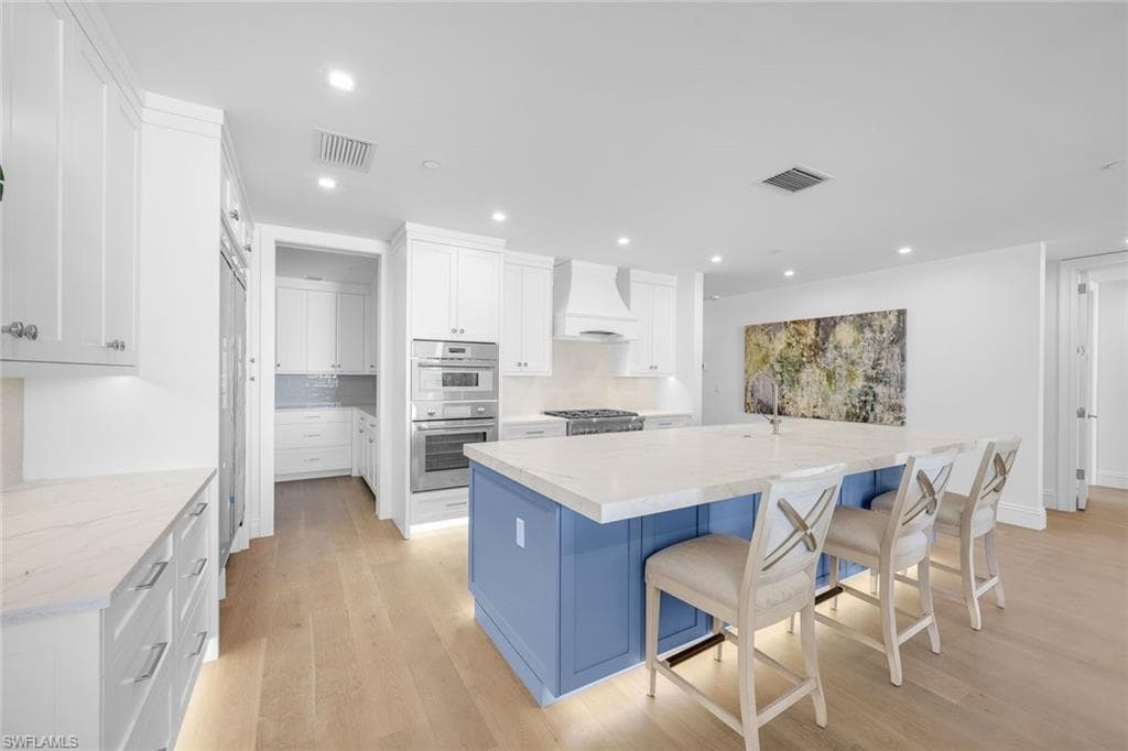 6230 Estero BLVD 201-16
