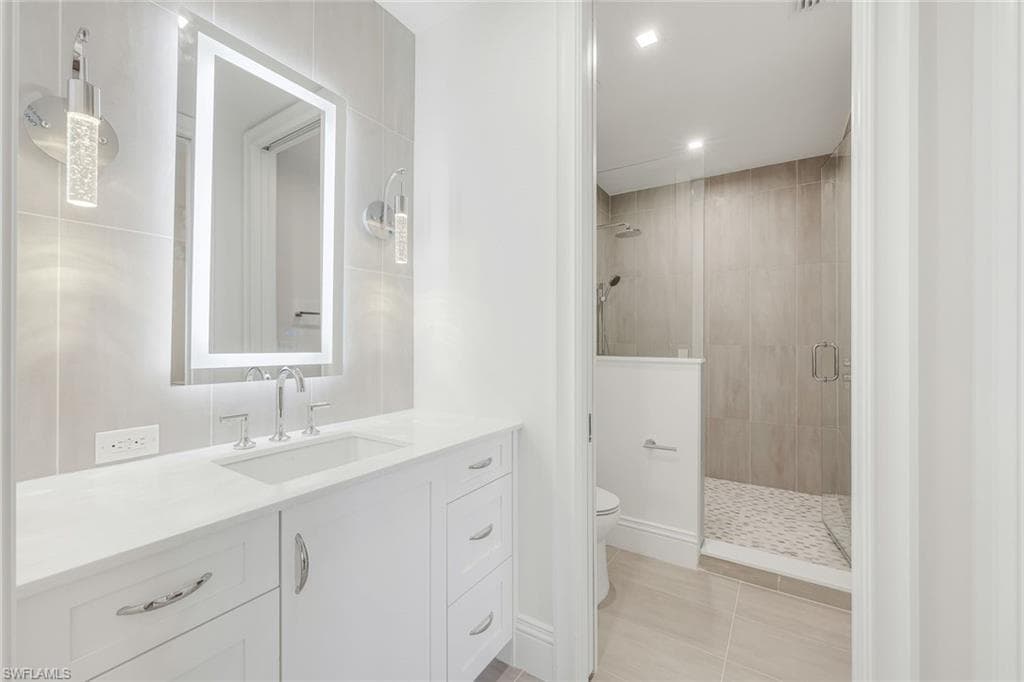6230 Estero BLVD 201-36