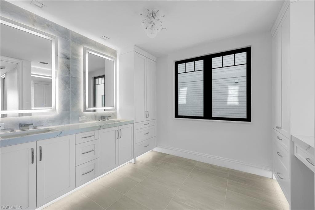 6230 Estero BLVD 201-29