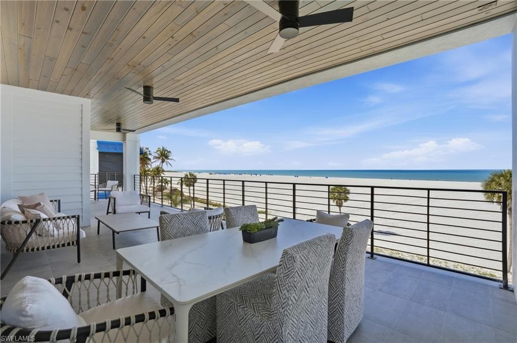 6230 Estero BLVD 202-19