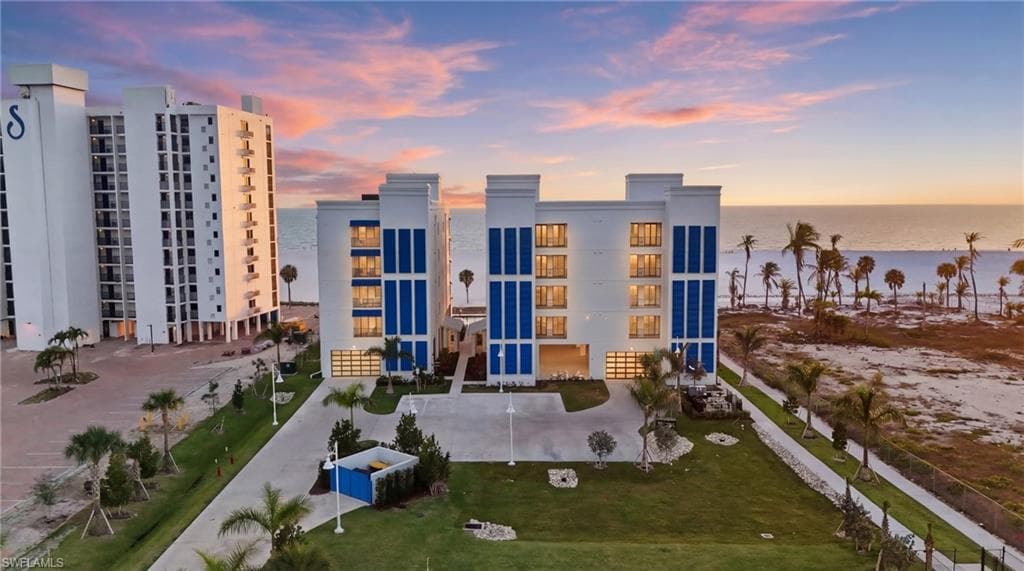 6230 Estero BLVD 101-2