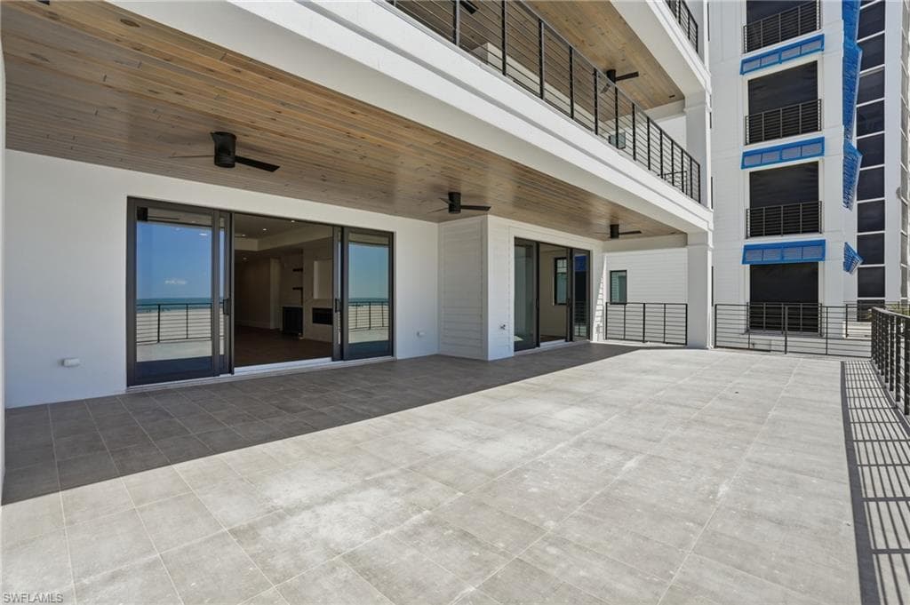 6230 Estero BLVD 102-28