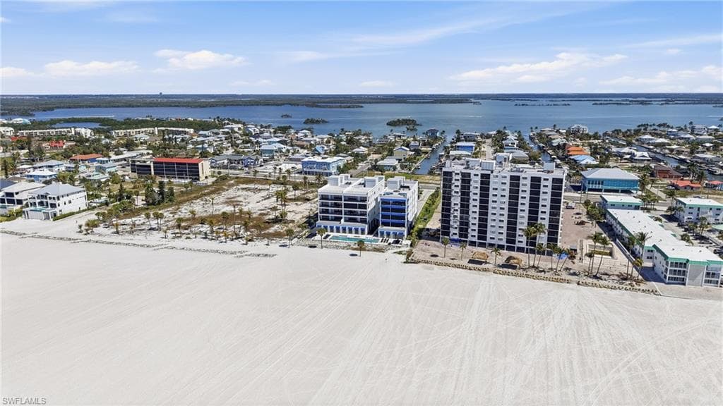 6230 Estero BLVD 102-48