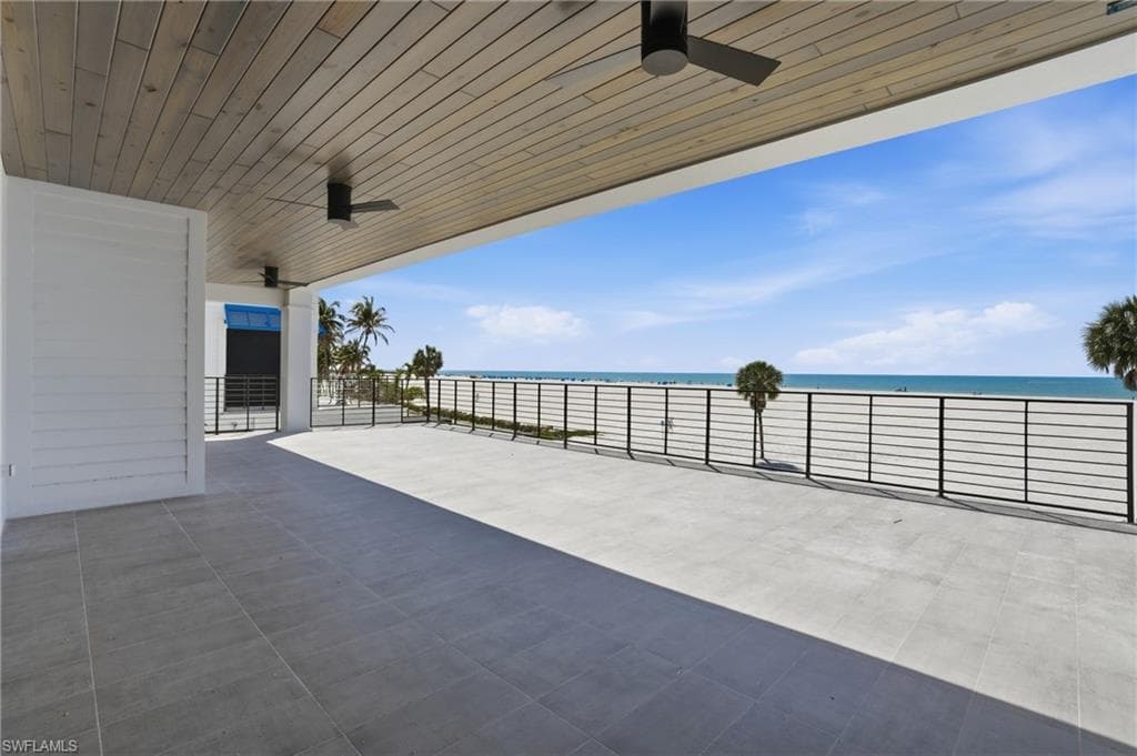 6230 Estero BLVD 102-29