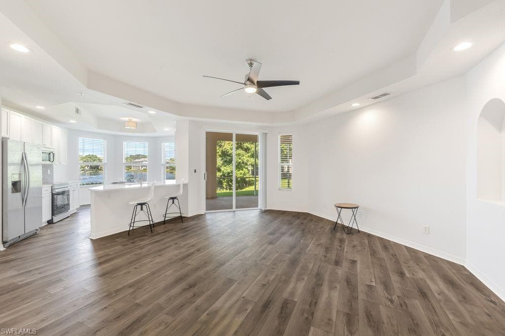 3610 Lansing Loop N 103-11