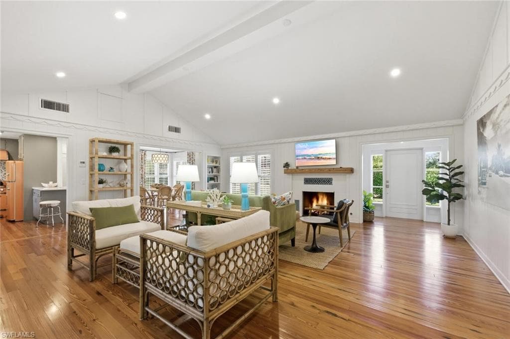 92 10th AVE S-12