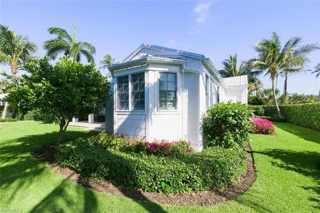 92 10th AVE S-38