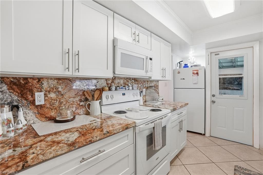 1406 Grandale ST-7