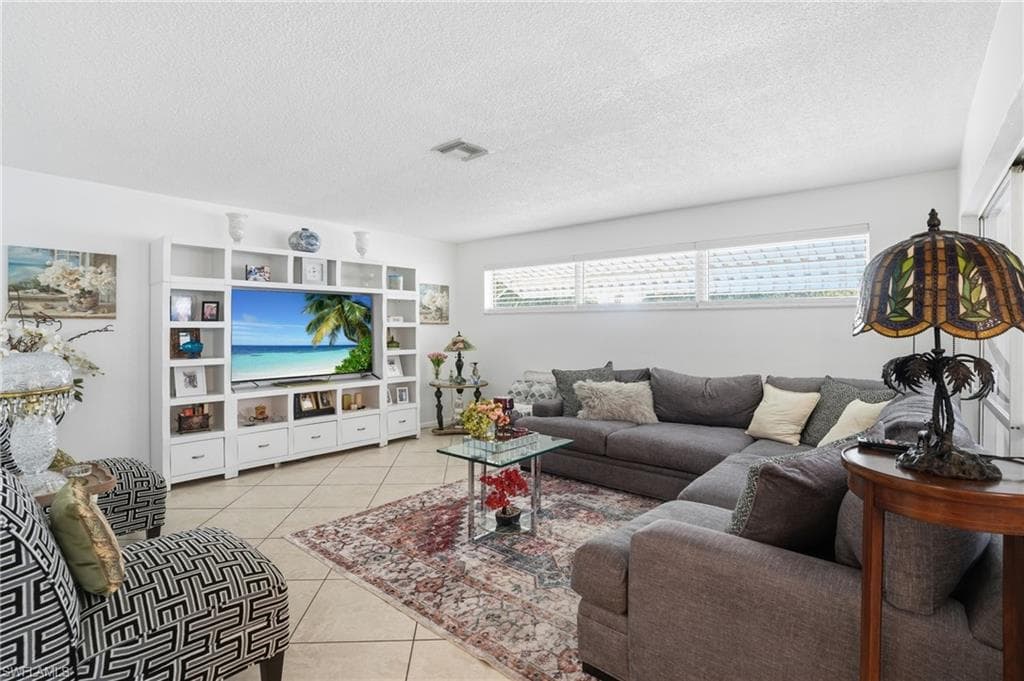 1406 Grandale ST-3