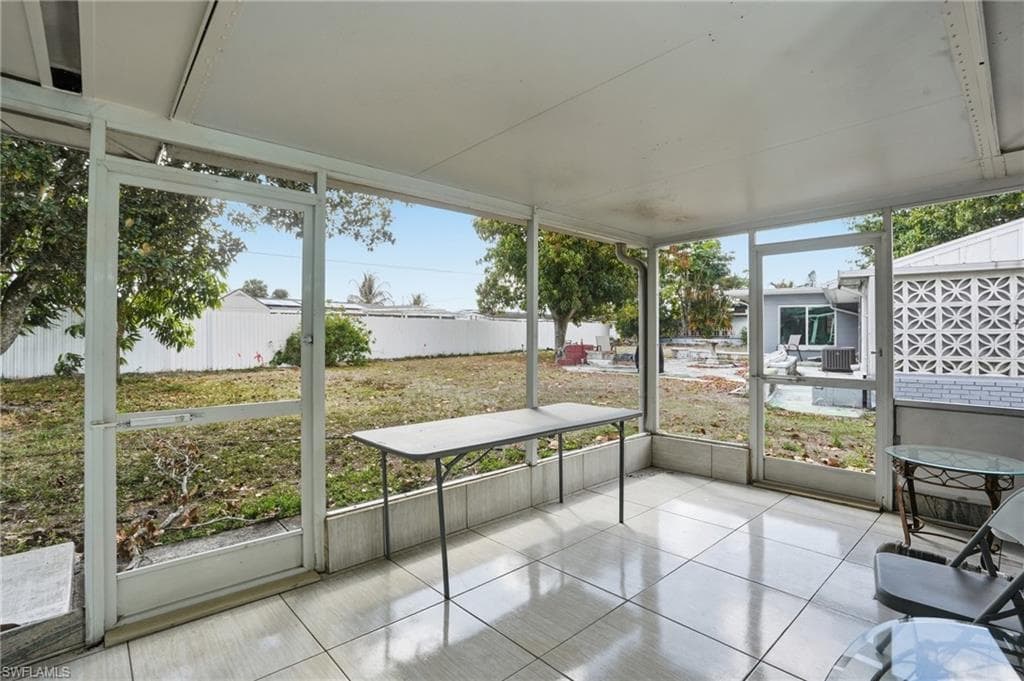 1406 Grandale ST-18