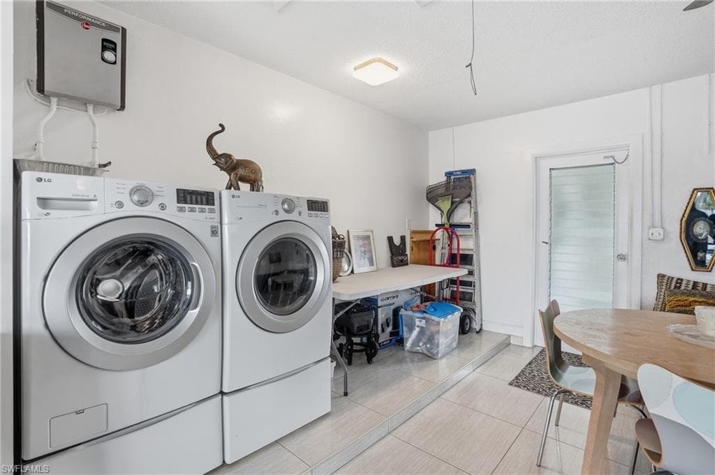 1406 Grandale ST-15