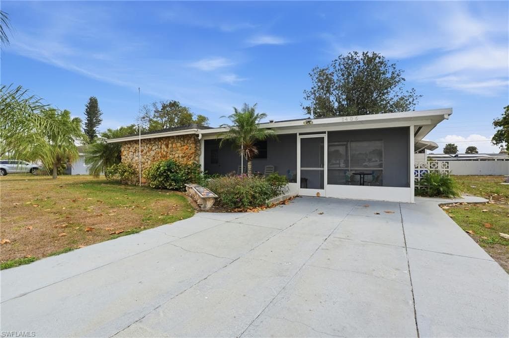 1406 Grandale ST-4