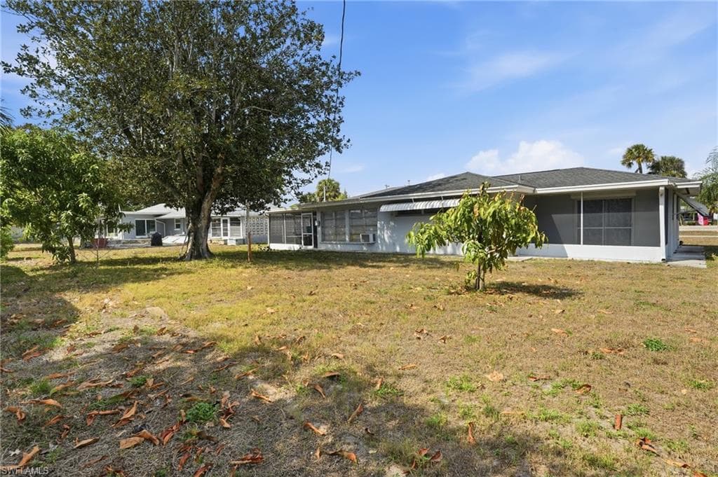 1406 Grandale ST-21