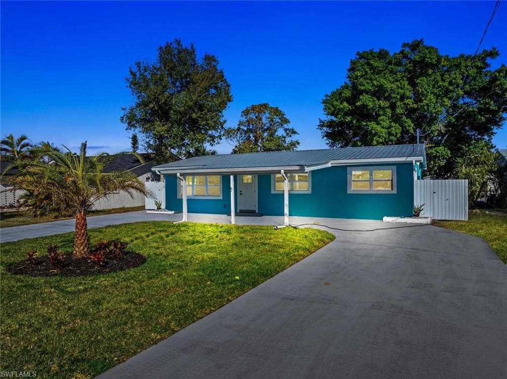 12511 Davis BLVD-3