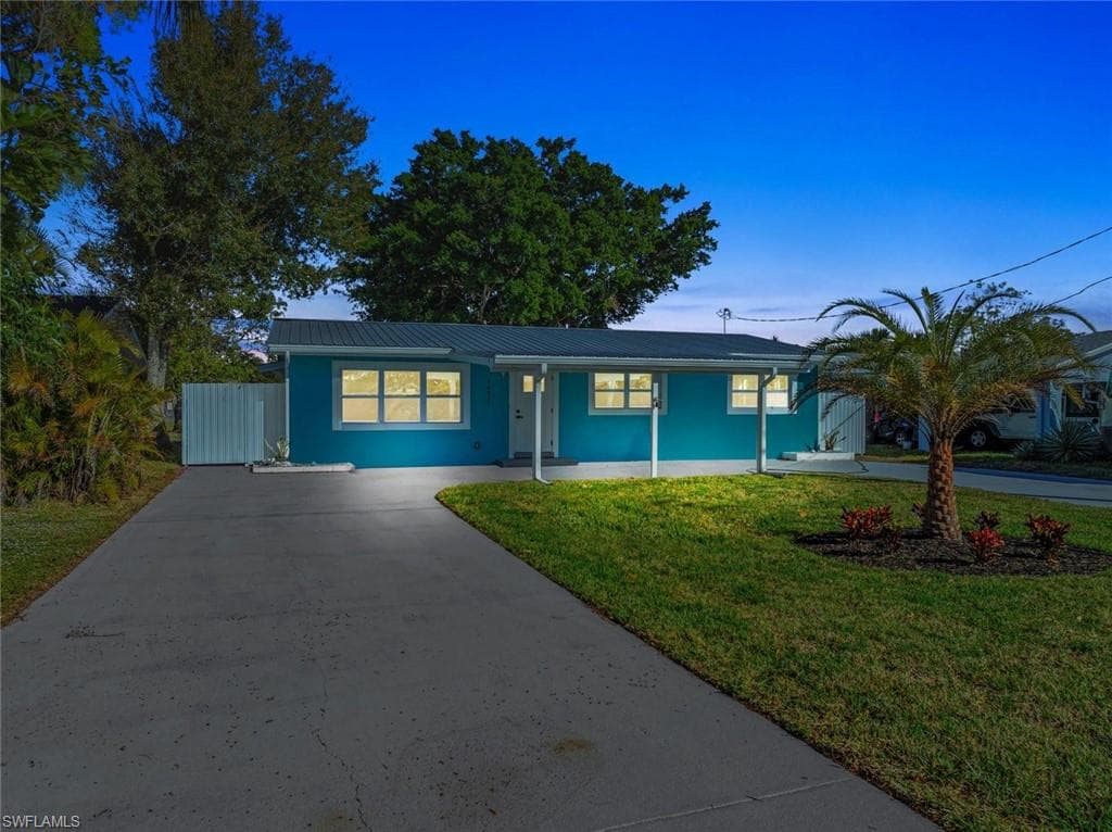 12511 Davis BLVD-1