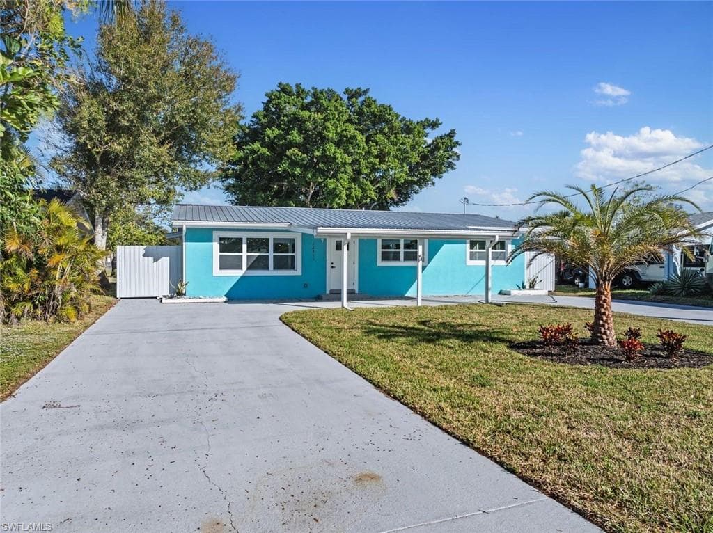 12511 Davis BLVD-4