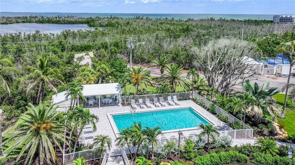 2030 Gulf Beach Villas-32