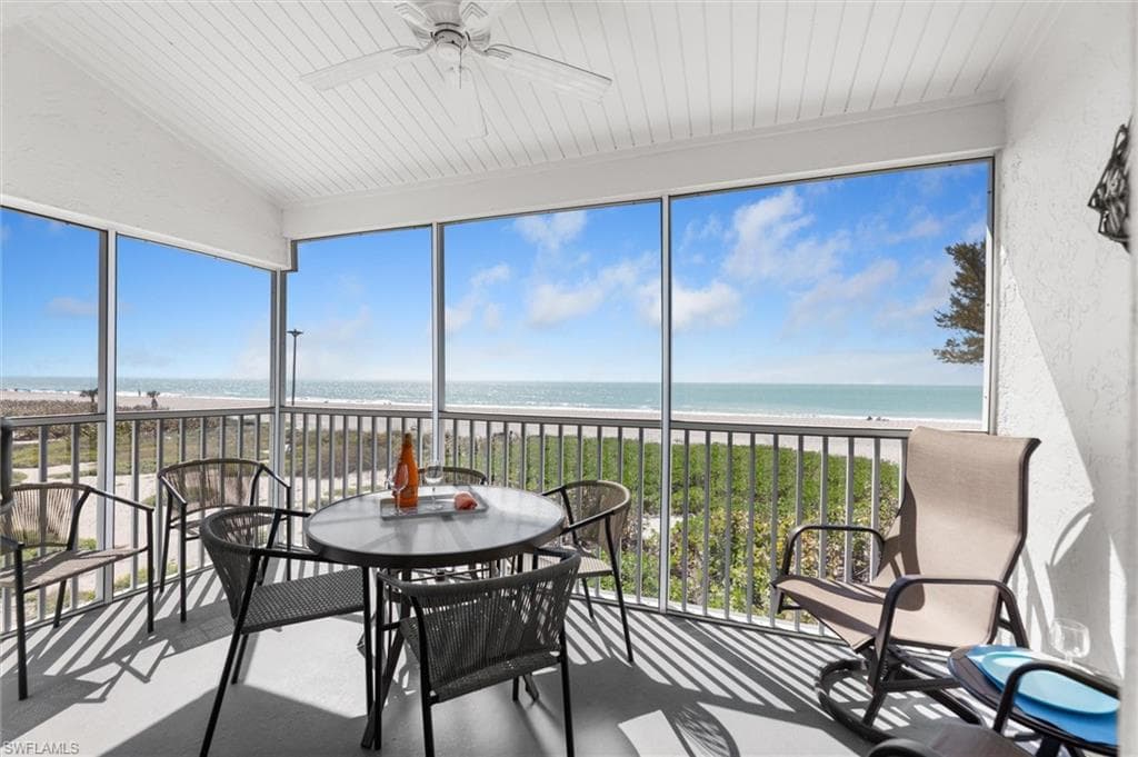 2030 Gulf Beach Villas-31
