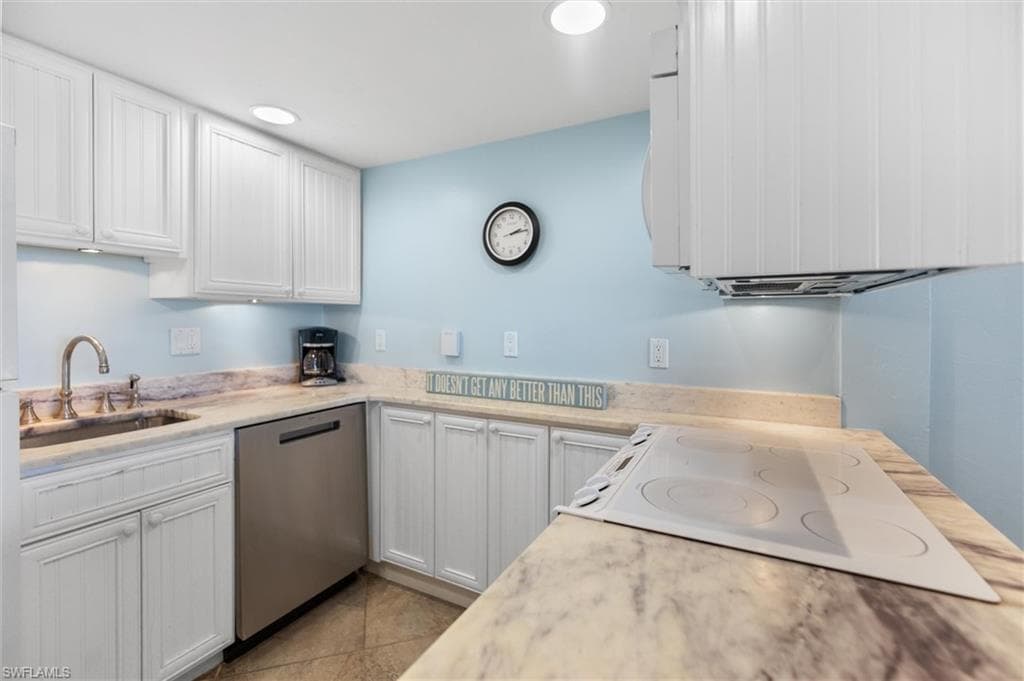 2030 Gulf Beach Villas-8