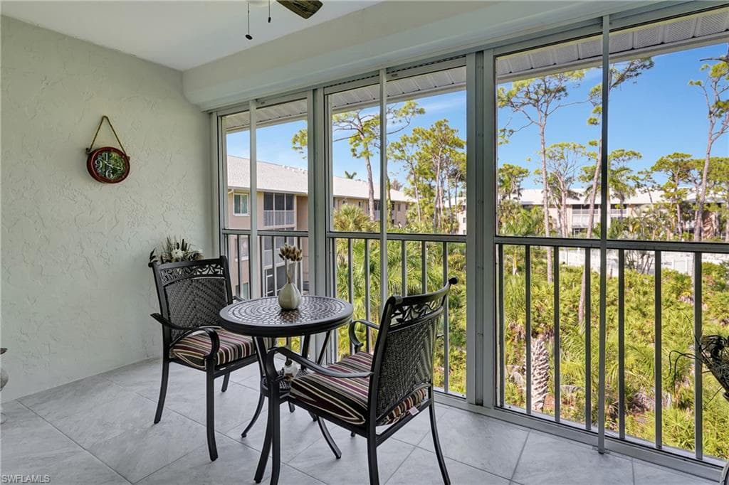 3062 Sandpiper Bay CIR K302-22