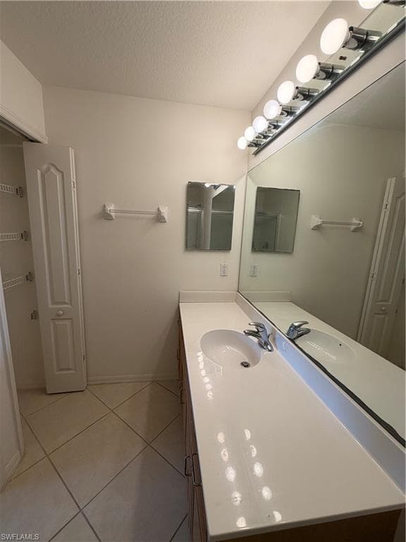 19930 Barletta LN 1313-17